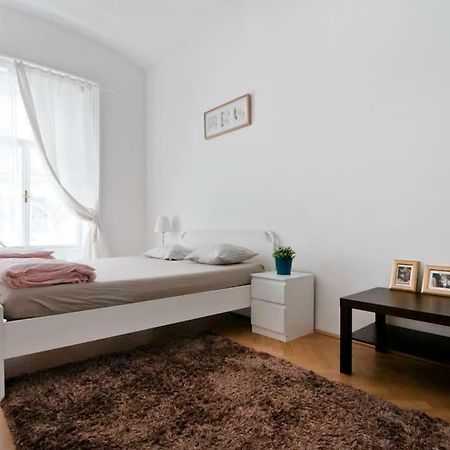 Marvelous Midtown Apartment ウィーン エクステリア 写真