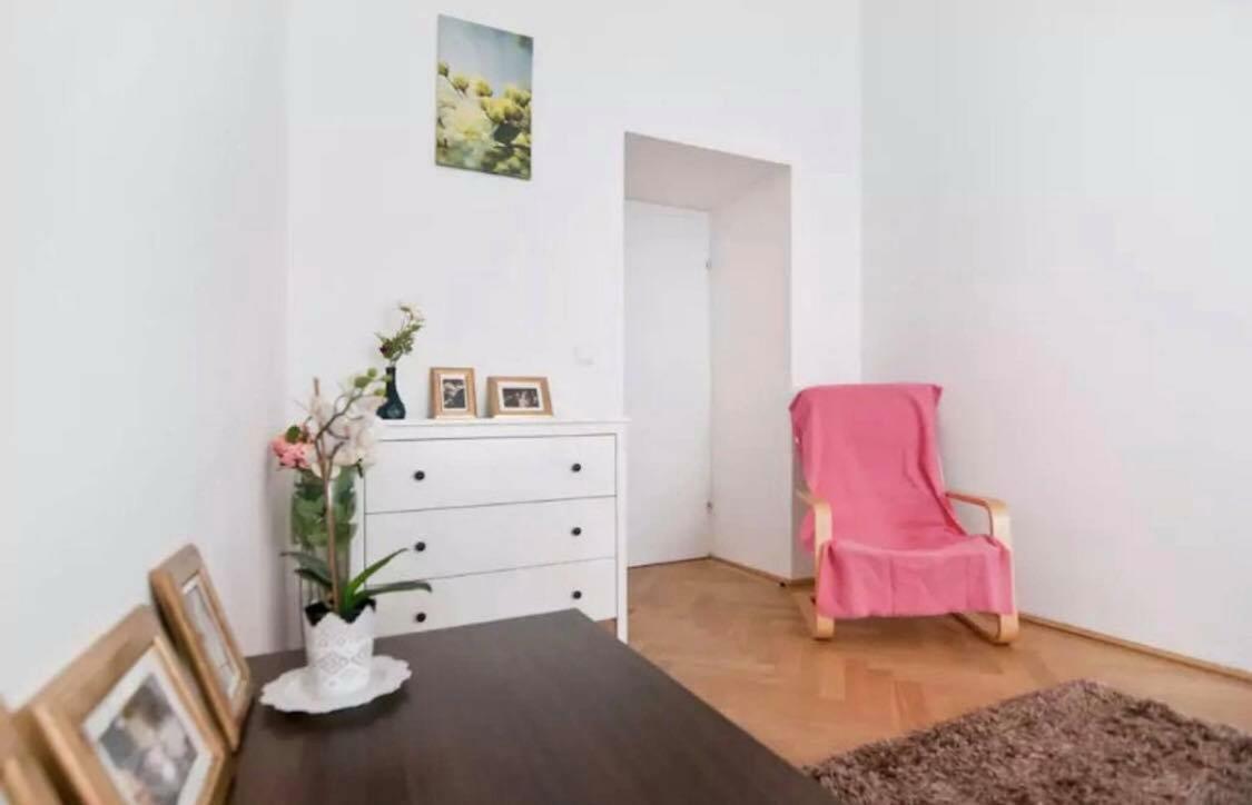 Marvelous Midtown Apartment ウィーン エクステリア 写真